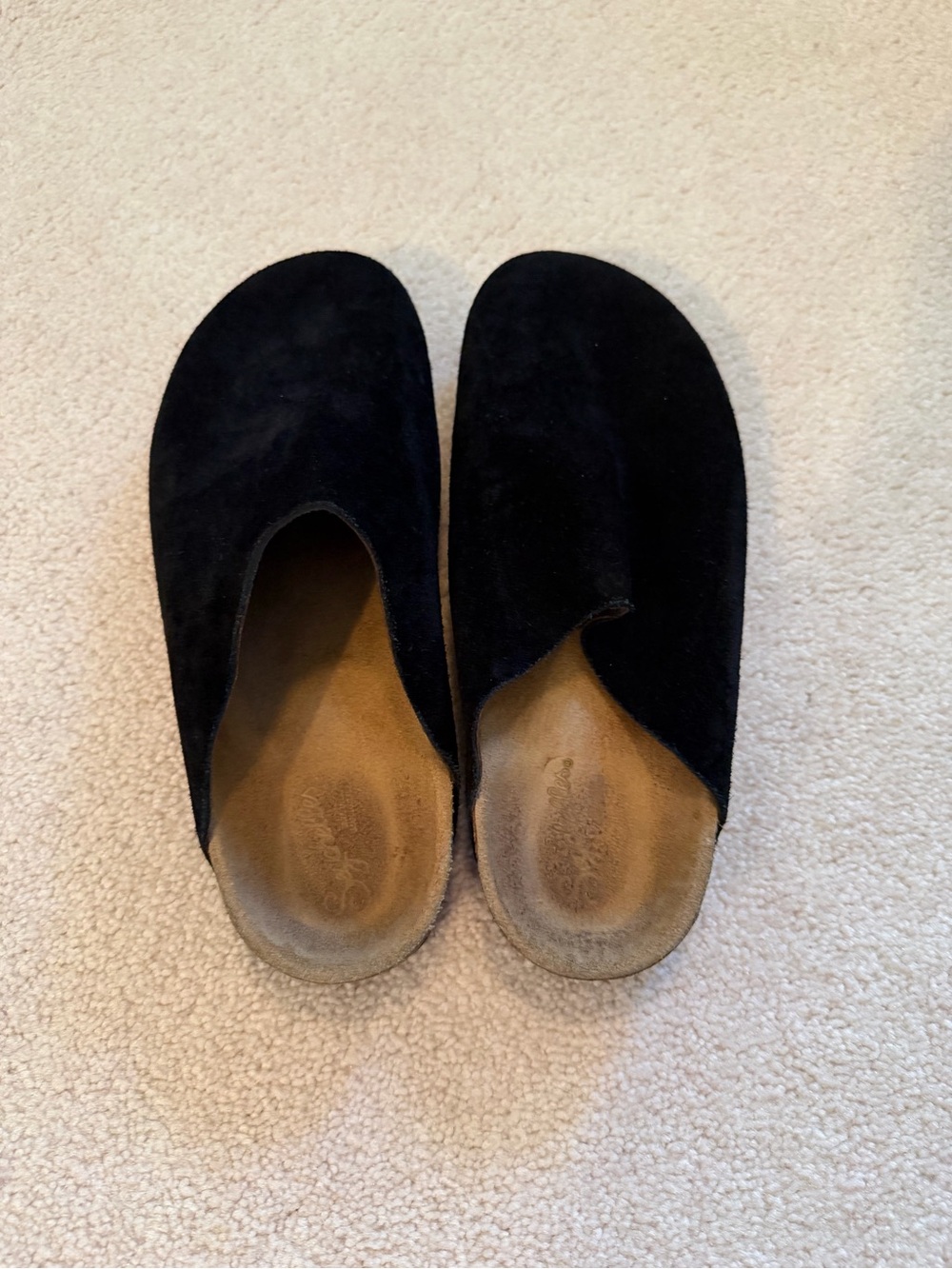 Seychelles black clog